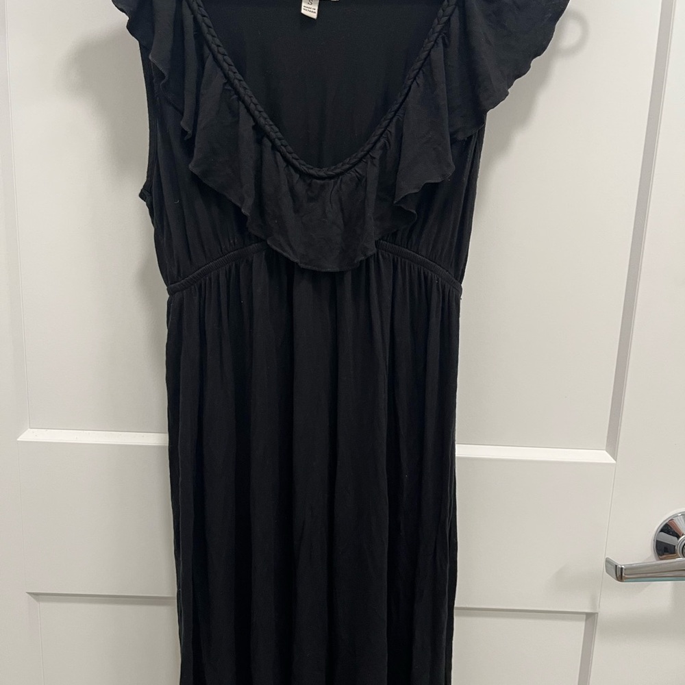 Speechless Black Maxi Dress with Ruffled Neckline